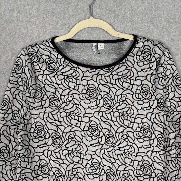 Elle Shirt Small Gray Knit Pockets Textured Feminine Minimalist Cottage Lounge - Picture 2 of 11